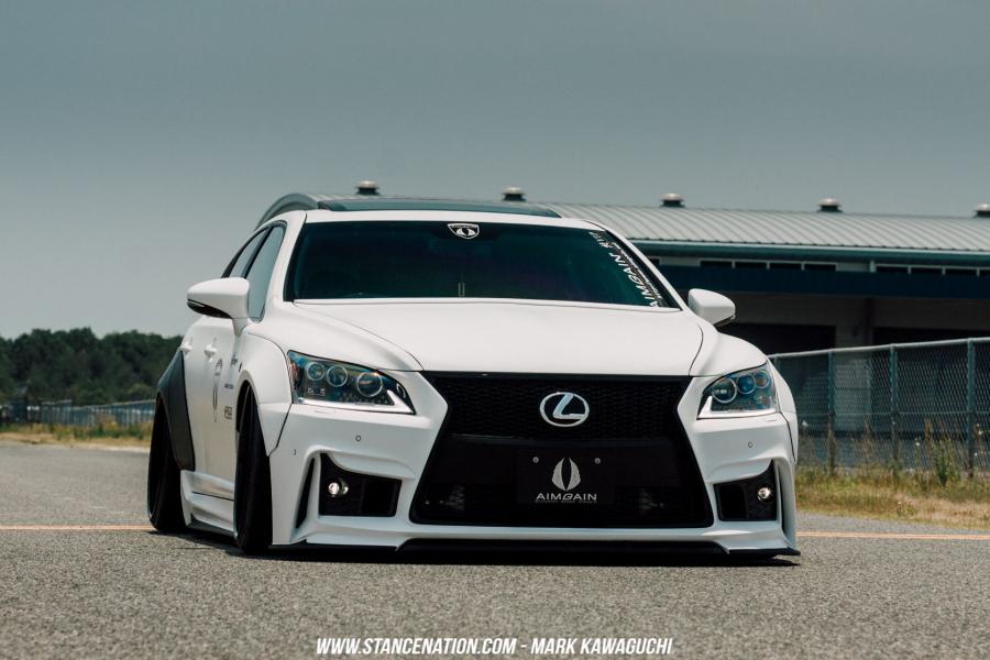  Lexus LS460 GT-VIP by Aimgain 2014 года  (фото 1 из 21)